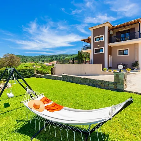 Maggie Alonia Villa